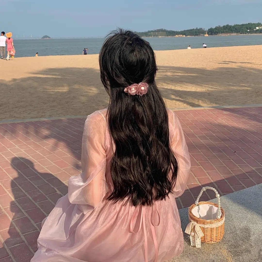 龙虎大贼少双手