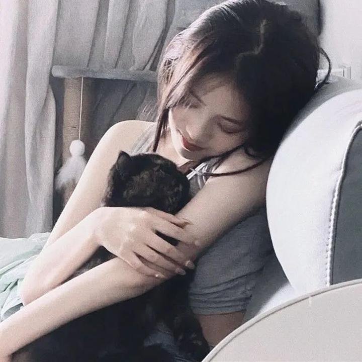 破戒后，禁欲佛爷宠她上瘾